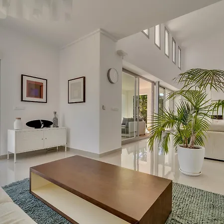 Villa Balcon De *